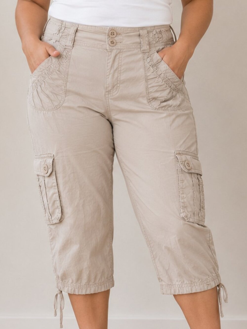 Black Mountain Women's Cargo Capri Pants Size 8 Beige Stretch Utility Cropped